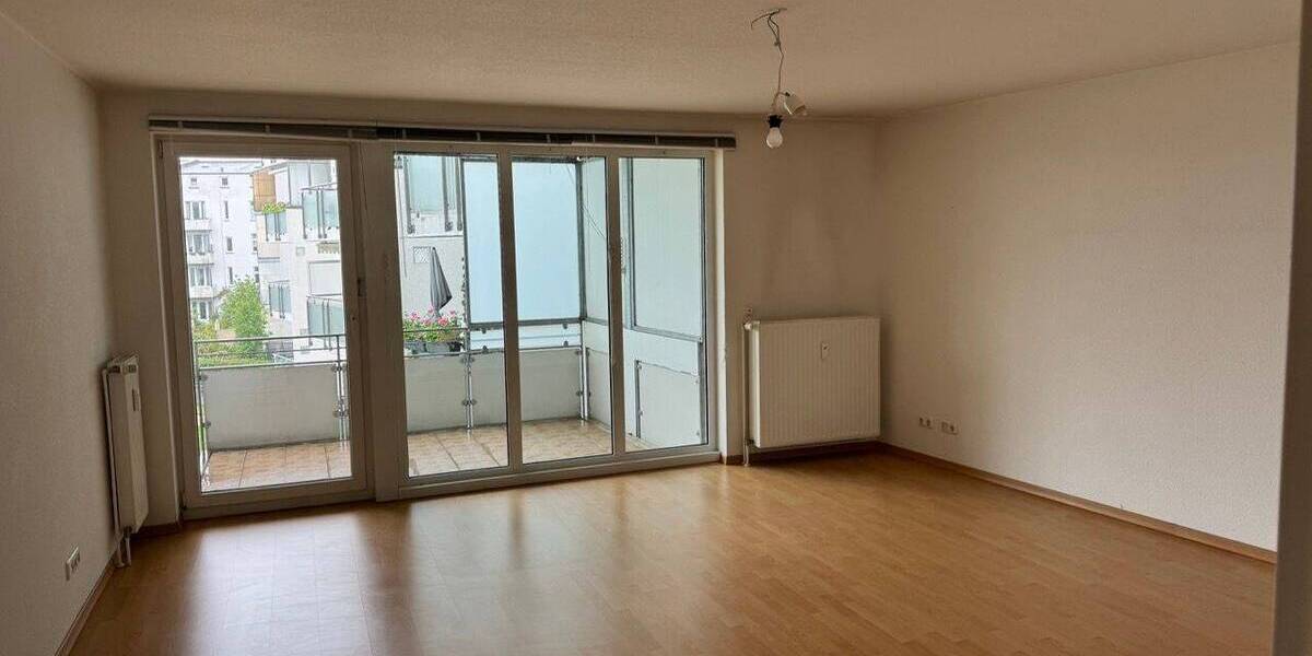 Etagenwohnung Lübeck St. Lorenz Süd - 3 Zimmer, 85 m&sup2;, 1.150&euro; | Angebot:26763877