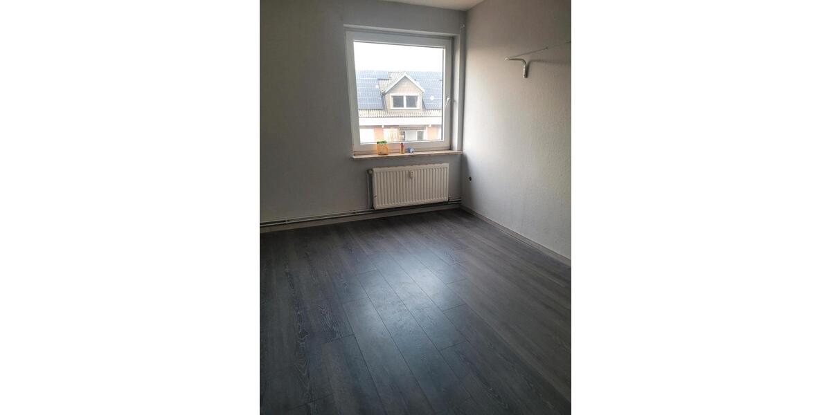 Erdgeschoßwohnung Bremerhaven Leherheide - 4 Zimmer, 85 m&sup2;, 930&euro; | Angebot:25947824
