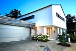 Modernes EFH in Ortsrandlage zu vermieten