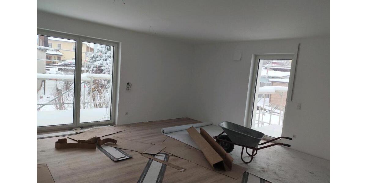 Erdgeschoßwohnung Windischeschenbach - 5 Zimmer, 101 m&sup2;, 1.200&euro; | Angebot:24739733