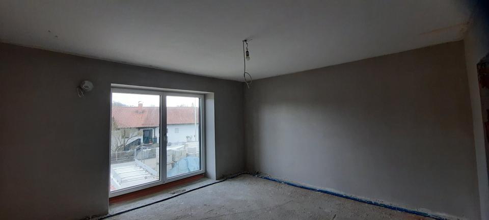 Hochparterre Ergoldsbach Langenhettenbach - 4 Zimmer, 130 m&sup2;, 1.630&euro; | Angebot:25124503