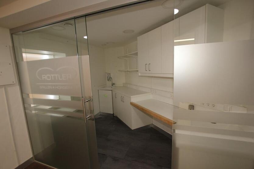 Zentrale Bürofläche in Kassel – 135 m² im 1. OG