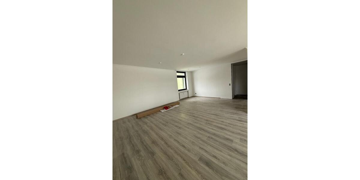 Etagenwohnung Selb - 2 Zimmer, 69 m&sup2;, 595&euro; | Angebot:26544492