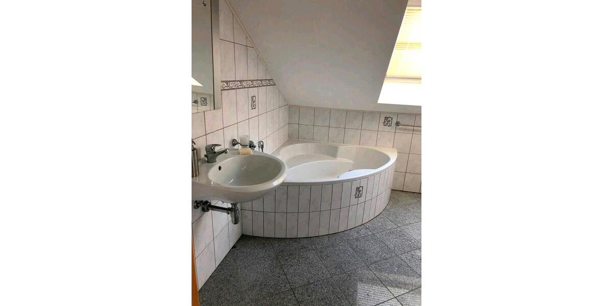 Maisonettenwohnung Püttlingen - 3 Zimmer, 100 m&sup2;, 800&euro; | Angebot:26051598