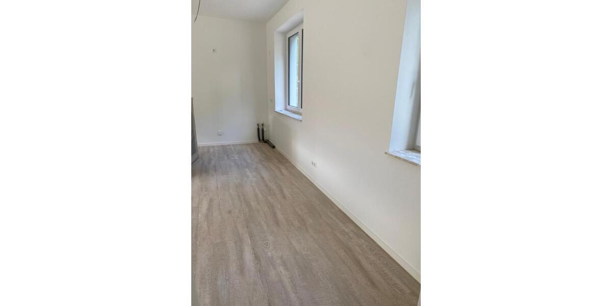 Erdgeschoßwohnung Waren (Müritz) - 2 Zimmer, 88 m&sup2;, 870&euro; | Angebot:24983866