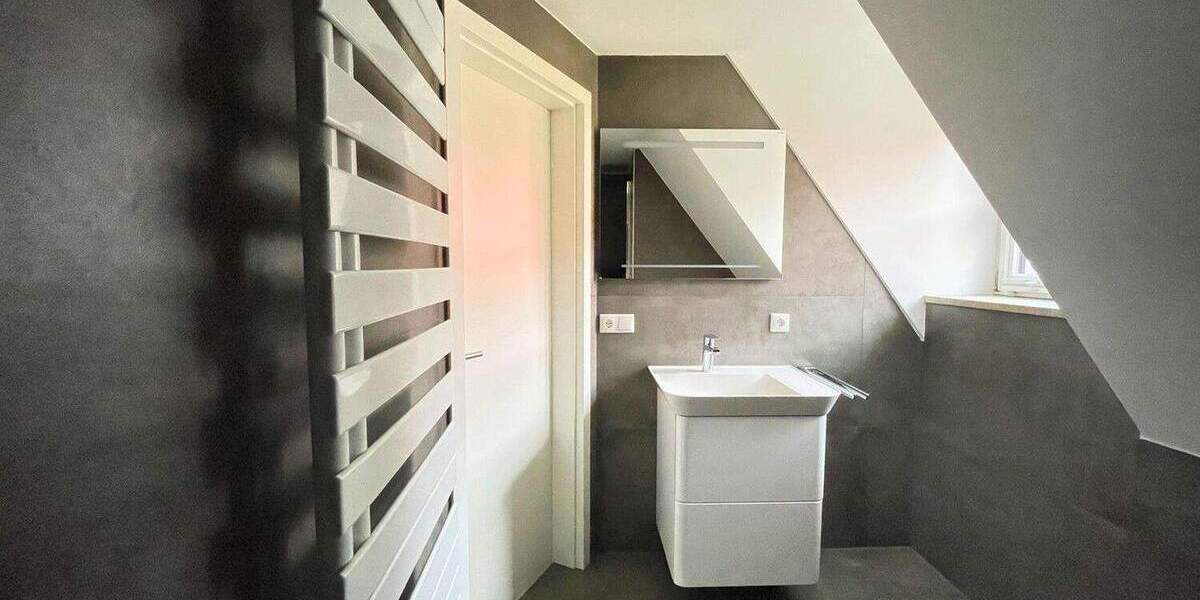 Neuwertige 2-Zimmer-Wohnung mit Einbauküche und Stellplatz in Nördlingen 2 zimmer