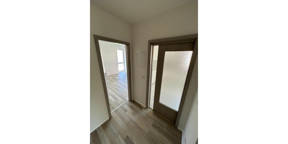 Dachgeschoßwohnung Hartmannsdorf - 2 Zimmer, 58 m&sup2;, 380&euro; | Angebot:26662901
