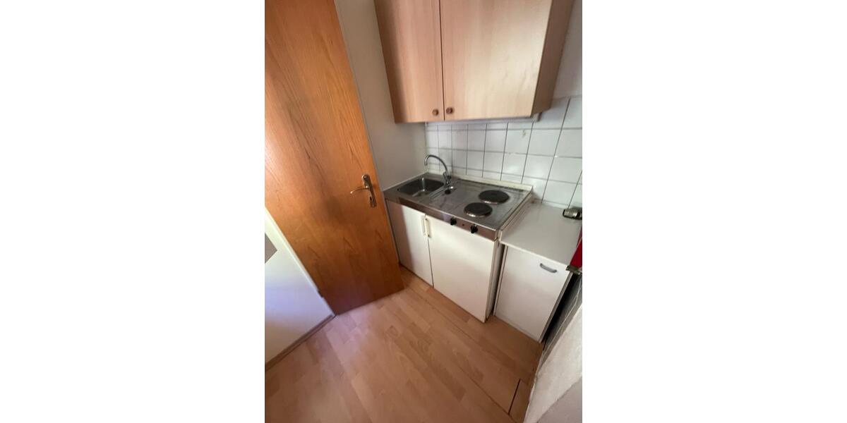 Etagenwohnung Marburg Marbach - 1 Zimmer, 16 m&sup2;, 265&euro; | Angebot:26507116