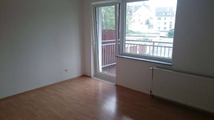 Helle, schöne Wohnung mit Balkon in der Posthofstraße