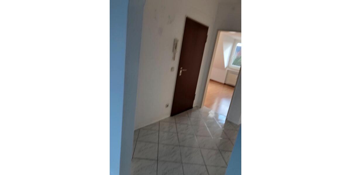 Dachgeschoßwohnung Tönisvorst - 3 Zimmer, 1.400&euro; | Angebot:23202575