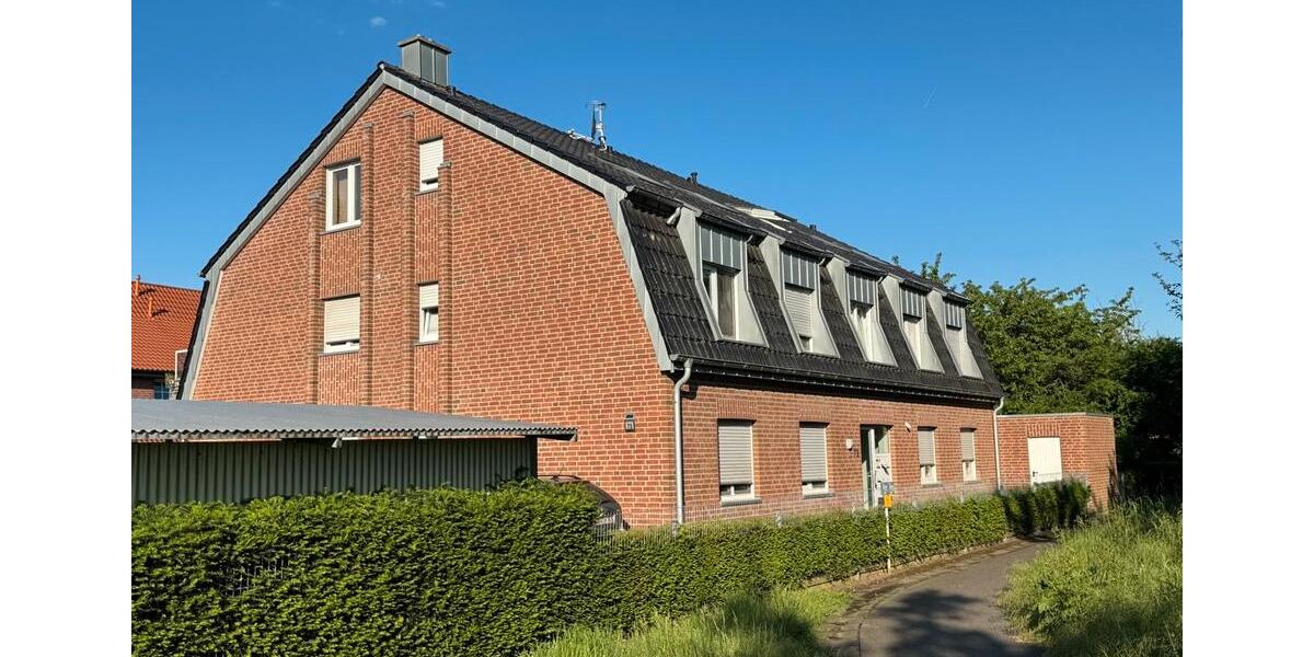 Obergeschosswohnung mit Balkon zu vermieten! 3 zimmer