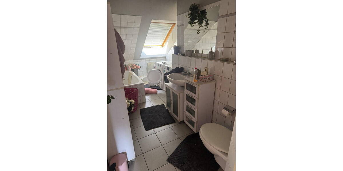 Etagenwohnung Leverkusen Manfort - 2 Zimmer, 63 m&sup2;, 693&euro; | Angebot:26758887