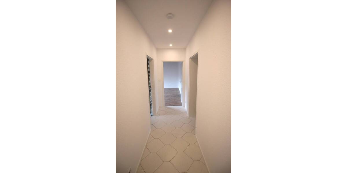 Etagenwohnung Troisdorf - 3 Zimmer, 65 m&sup2;, 839&euro; | Angebot:26197858