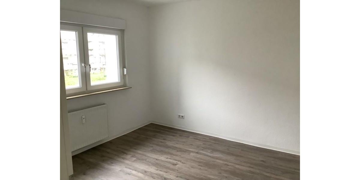 Südviertel: Gemütliche 2-Zi.-EG-Whg. mit großem Balkon 2 zimmer