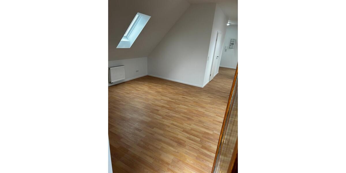 Dachgeschoßwohnung Dillingen an der Donau - 1 Zimmer, 50 m&sup2;, 690&euro; | Angebot:26123053