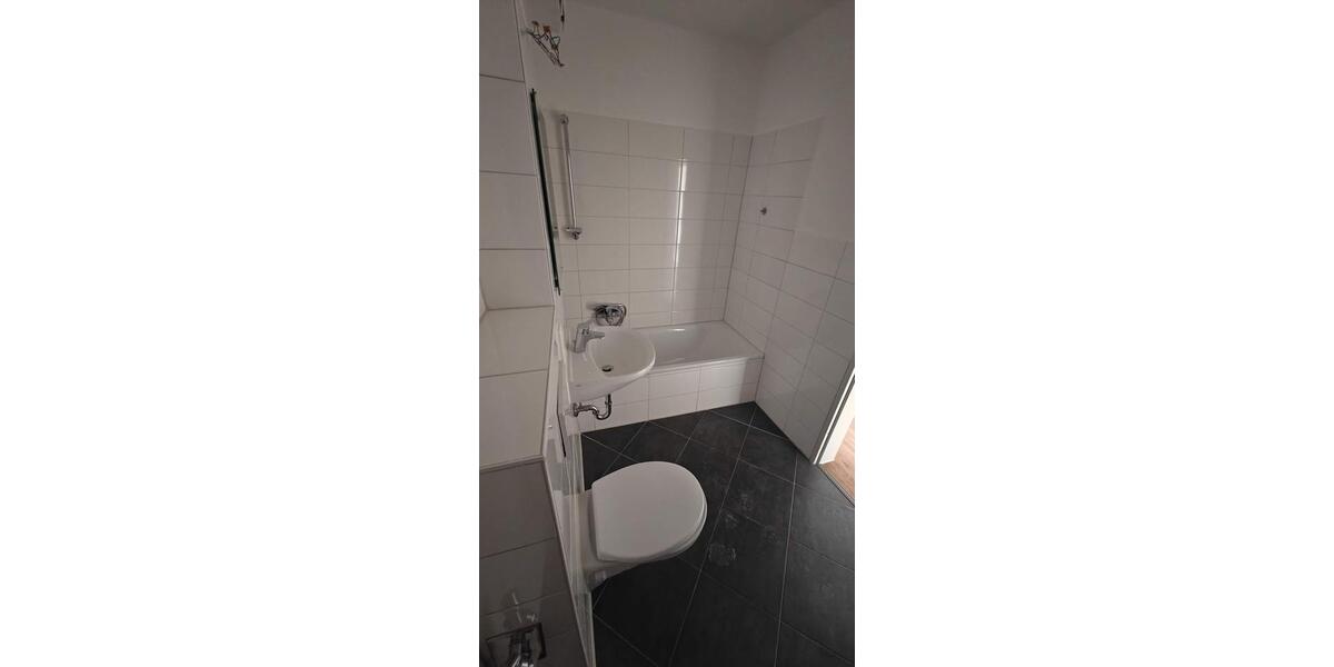 Etagenwohnung Garmisch-Partenkirchen Breitenau - 5 Zimmer, 92 m&sup2;, 1.965&euro; | Angebot:25647241