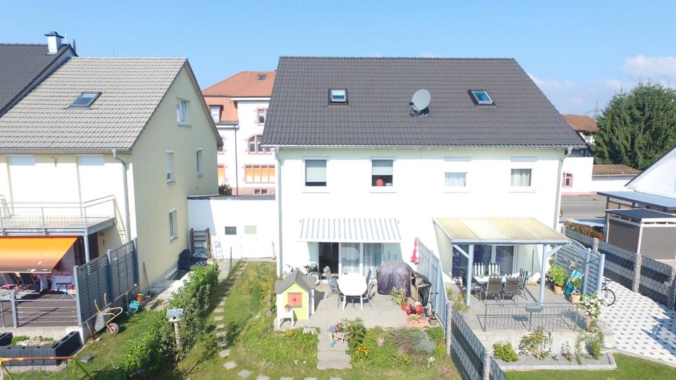 Doppelhaushälfte Rheinfelden (Baden) - 7 Zimmer, 180 m&sup2;, 1.800&euro; | Angebot:26233223