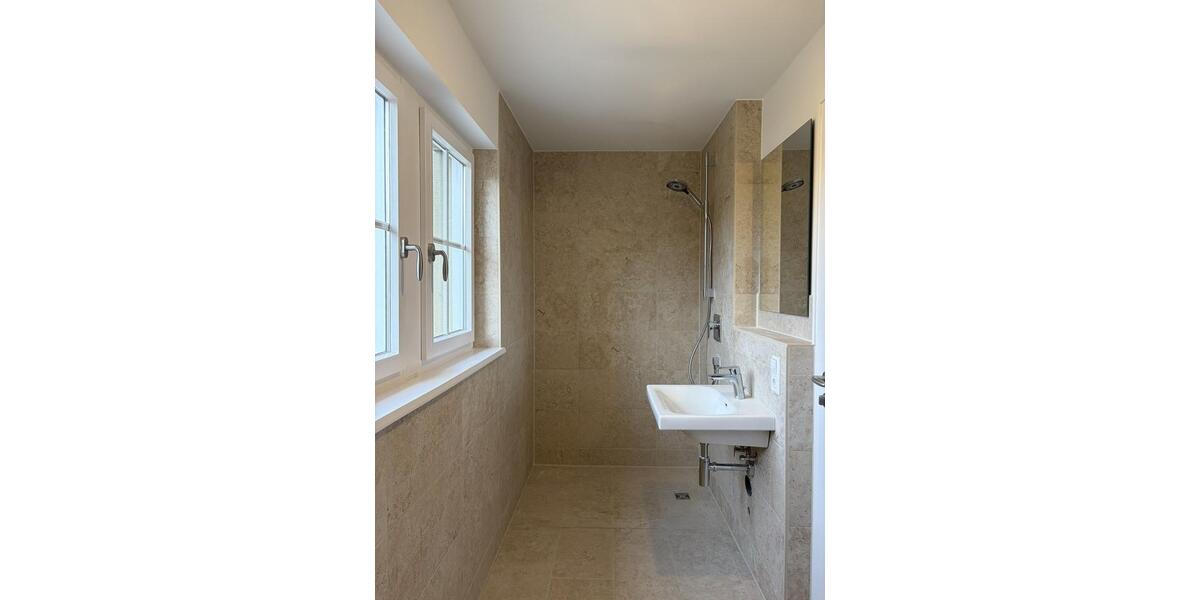 Doppelhaushälfte Schwäbisch Hall - 8 Zimmer, 181 m&sup2;, 2.300&euro; | Angebot:25537792