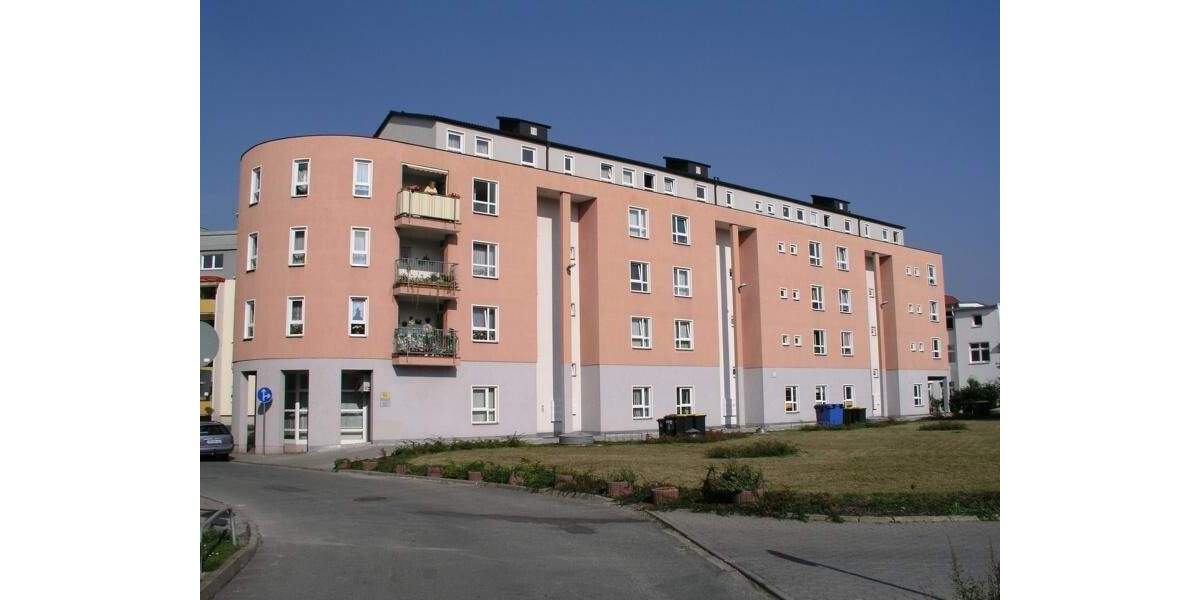 Etagenwohnung Crimmitschau - 2 Zimmer, 42 m&sup2;, 290&euro; | Angebot:25680255