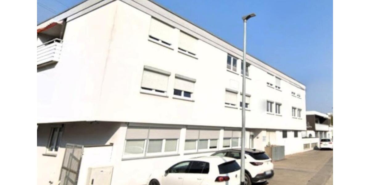 Etagenwohnung Esslingen am Neckar Pliensauvorstadt - 5 Zimmer, 92 m&sup2;, 425&euro; | Angebot:25957095