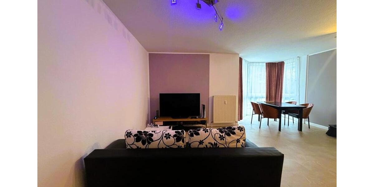 Etagenwohnung Hof Altstadt - 1 Zimmer, 38 m&sup2;, 350&euro; | Angebot:26181808