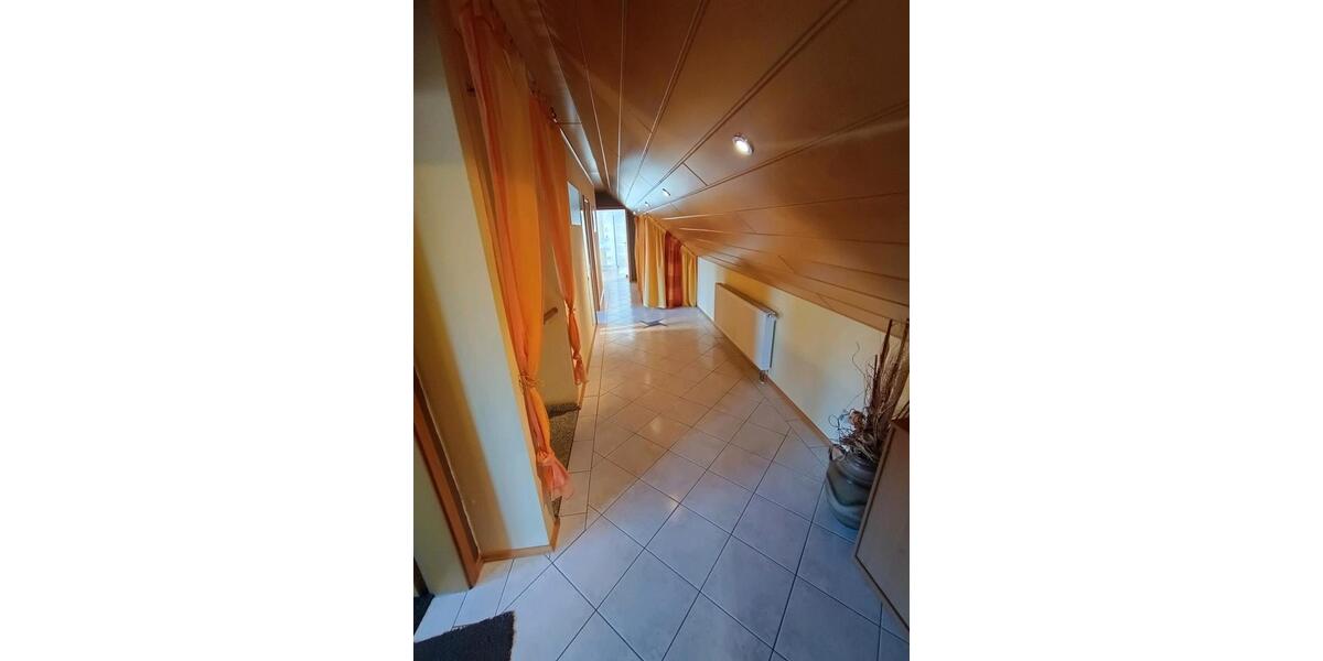 Dachgeschoßwohnung Heiligenstadt in Oberfranken - 2.5 Zimmer, 70 m&sup2;, 475&euro; | Angebot:25403434