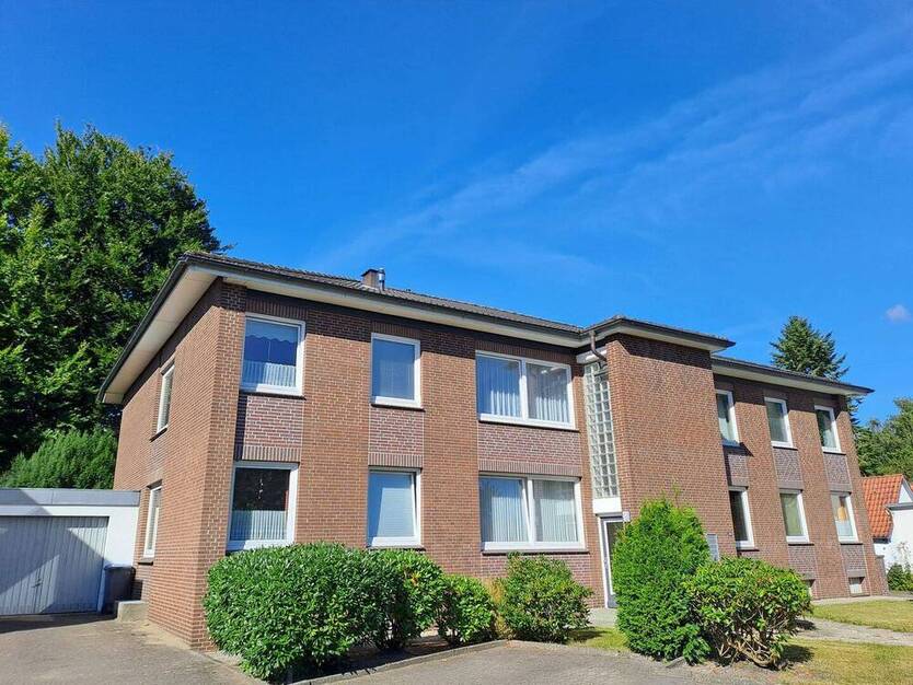 sehr gepflegte 3-Zimmer-Wohnung mit Balkon in HH-Neugraben (Waldseite)
