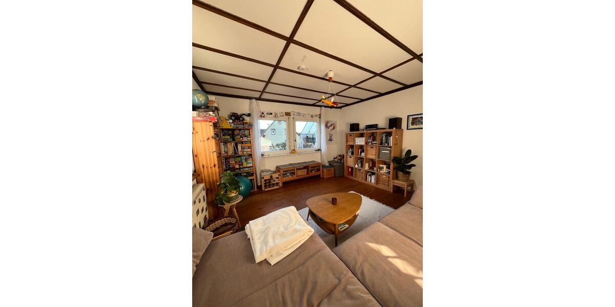 Helle, voll möblierte Wohnung zur Untermiete Februar - Juni 2.5 zimmer