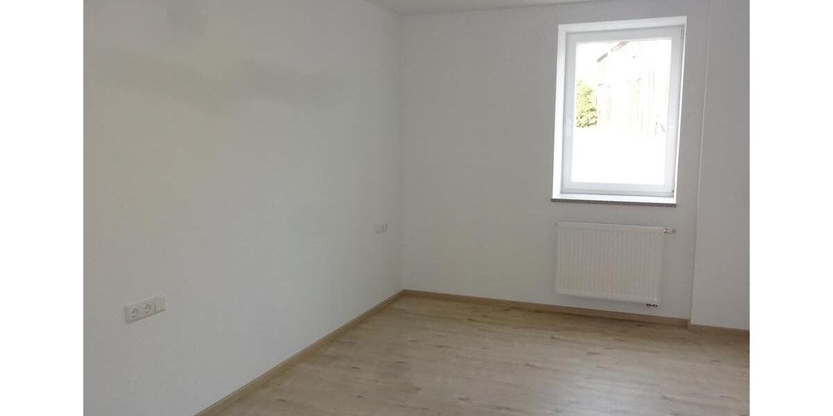 Erdgeschoßwohnung Gefell - 2.5 Zimmer, 78 m&sup2;, 585&euro; | Angebot:26354150