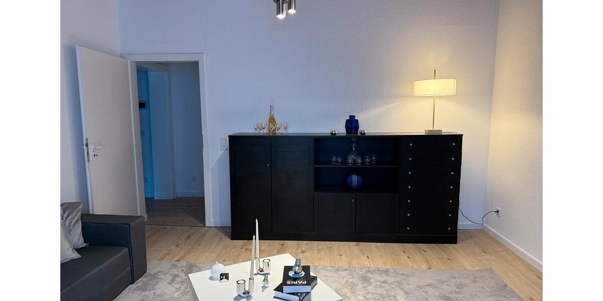 Etagenwohnung Düsseldorf Stadtbezirk 9 - 3 Zimmer, 60 m&sup2;, 1.570&euro; | Angebot:26048914