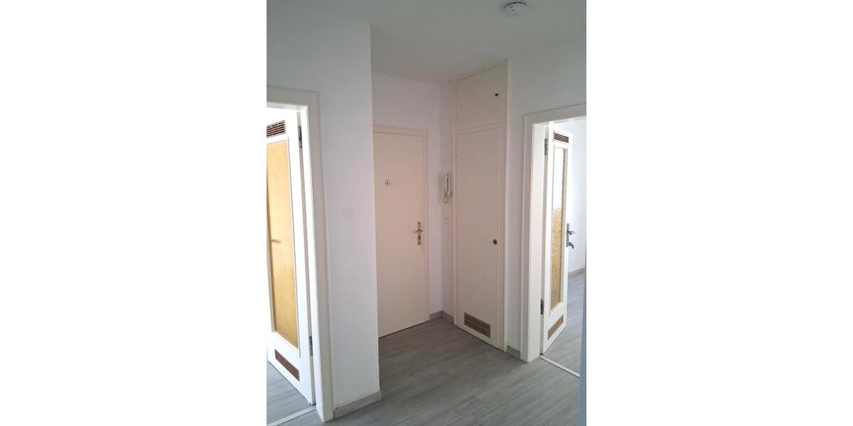 Etagenwohnung Wuppertal Gemarkung Elberfeld - 3 Zimmer, 70 m&sup2;, 610&euro; | Angebot:26645323