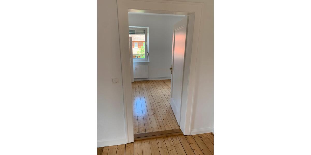 Großzügige 5-Zimmer-Wohnung Altbau mit Balkon in Northeim 5 zimmer