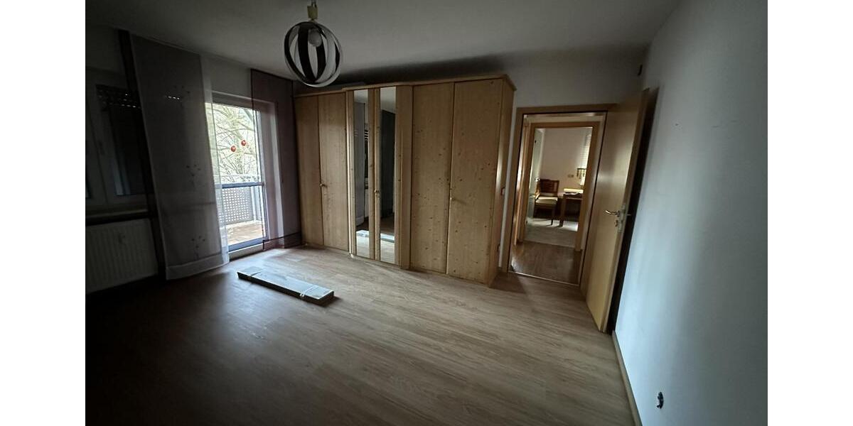 Etagenwohnung Plattling - 3 Zimmer, 85 m&sup2;, 760&euro; | Angebot:25650907