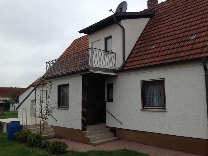 Haus zum Mieten in Manching 2.500 € 169 m² 7 zimmer
