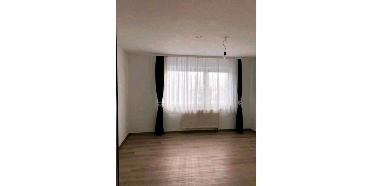 Erdgeschoßwohnung Wurmlingen - 3.5 Zimmer, 89 m&sup2;, 750&euro; | Angebot:26226359