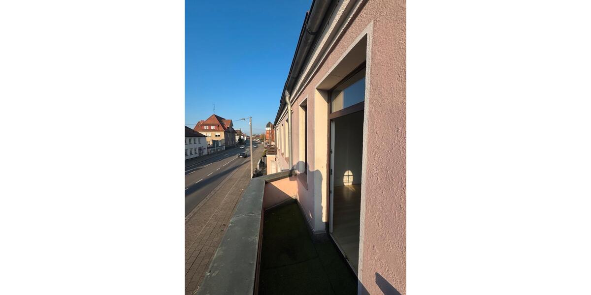 Helle, lichtdurchflutete 2ZKB Altbauwohnung 65m2 2 zimmer