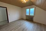 Dachgeschoßwohnung Porta Westfalica - 4 Zimmer, 85 m&sup2;, 700&euro; | Angebot:26621392