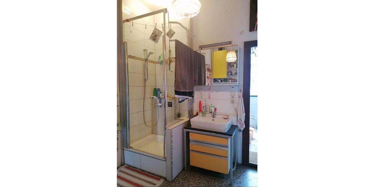 Hochparterre Esslingen am Neckar - 3 Zimmer, 70 m&sup2;, 950&euro; | Angebot:26493400