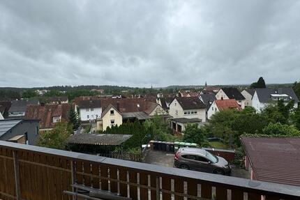 Wohnung Roth - 3 Zimmer, 86 m&sup2;, 800&euro; | Angebot:25925060