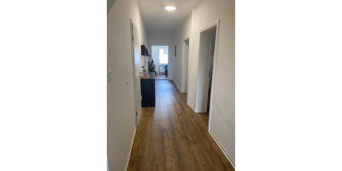 Erdgeschoßwohnung Schwedt (Oder) - 3 Zimmer, 100 m&sup2;, 1.100&euro; | Angebot:26032855