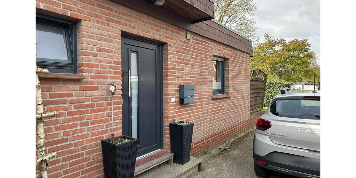 Einfamilienhaus Varel - 4 Zimmer, 121 m&sup2;, 1.200&euro; | Angebot:26481788