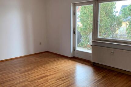 Wohnung Sulzheim - 2 Zimmer, 89 m&sup2;, 800&euro; | Angebot:27582219