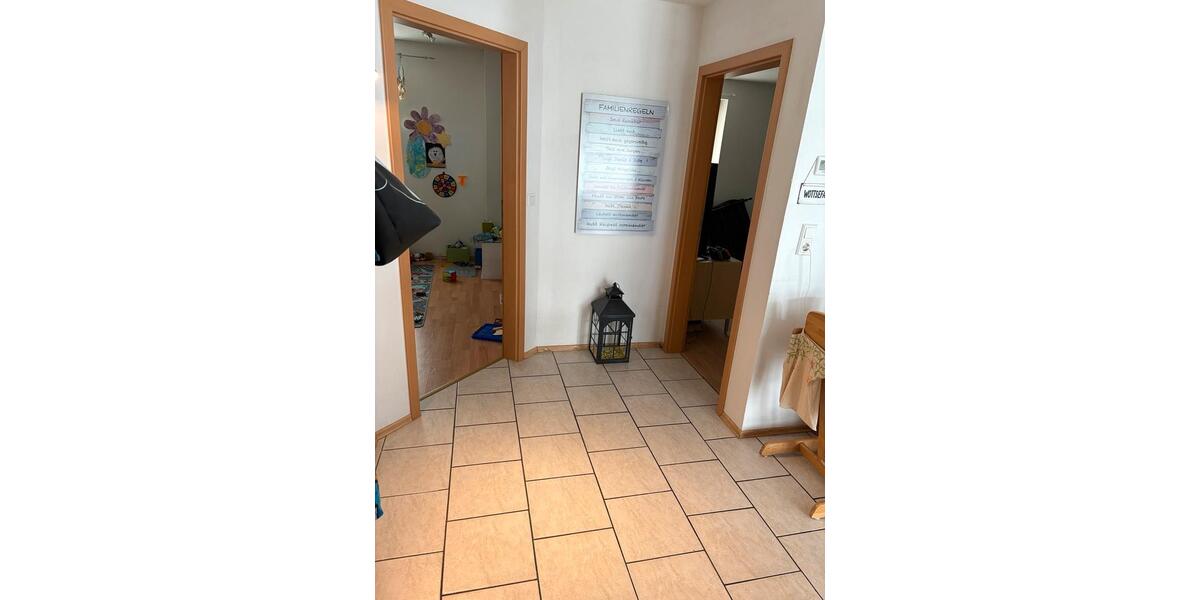 Erdgeschoßwohnung Flensburg - 3 Zimmer, 80 m&sup2;, 1.000&euro; | Angebot:26233593