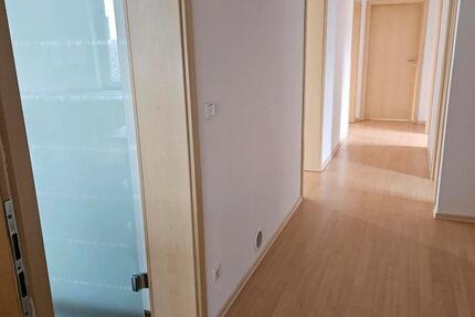 Wohnung Traunreut St. Georgen - 4 Zimmer, 100 m&sup2;, 1.400&euro; | Angebot:26670250