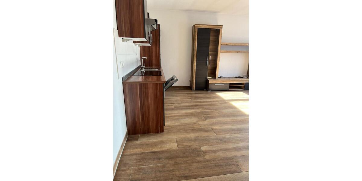 Etagenwohnung Garrel - 2 Zimmer, 80 m&sup2;, 1.000&euro; | Angebot:25751520