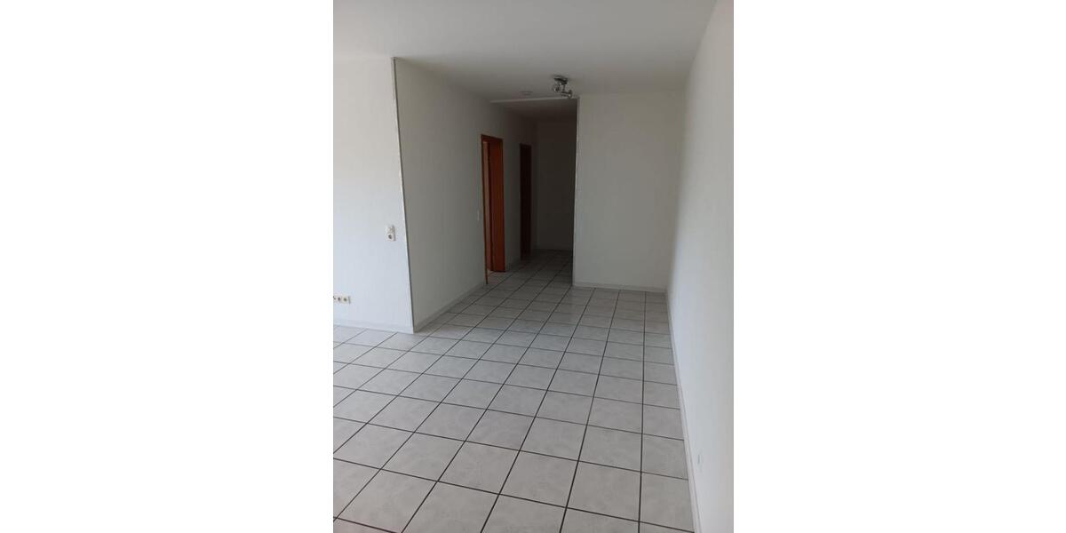 3 Zimmer Wohnung mit Balkon in Ludwigshafen Mundenheim 3 zimmer
