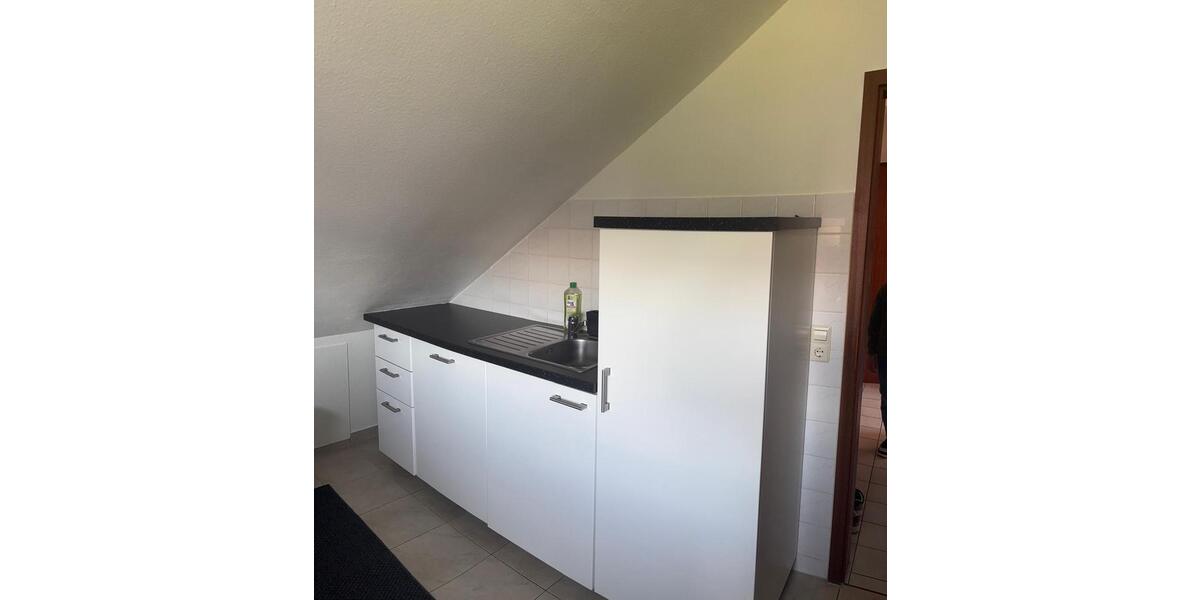 2,5 Dachgeschosswohnung 2 zimmer
