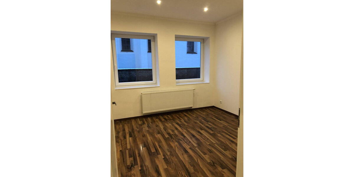 Etagenwohnung Breitenbrunn Bedernau - 3 Zimmer, 75 m&sup2;, 750&euro; | Angebot:25996826