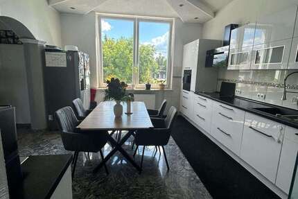 Wohnung zum Mieten in Hof 1.150 € 140 m² - Wohnung Hof Altstadt | Angebot:27302064