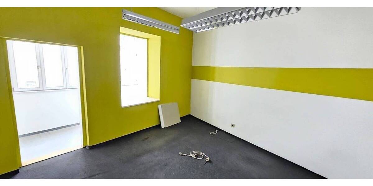 Gewerbeobjekt Amberg - 5 Zimmer, 274 m&sup2;, 3.700&euro; | Angebot:25665004